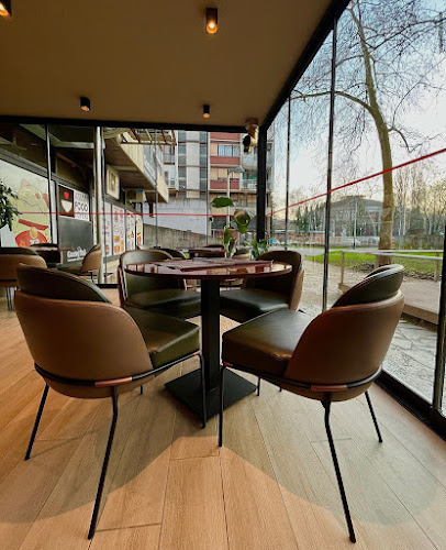 Trg Senjskih uskoka 7, 10000, Zagreb