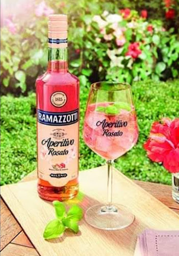 Caffe bar Nautica - Gastronomija i ugostiteljstvo