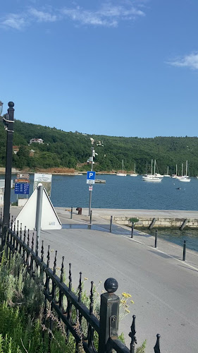 Konoba Nando - Trget