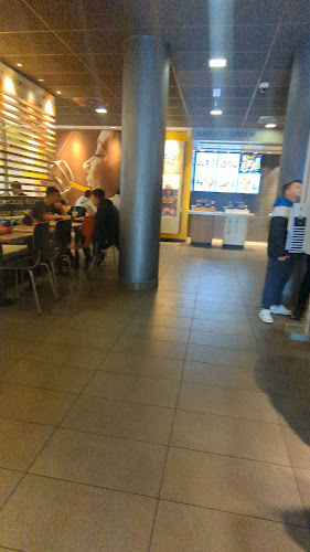 Opinii despre McDonald’s Kvatrić în Zagreb - Gastronomija i ugostiteljstvo