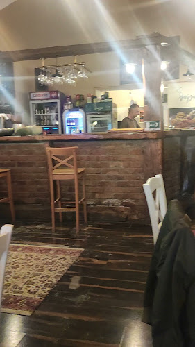 Opinii despre Bistro Špajza în Karlovac - Gastronomija i ugostiteljstvo