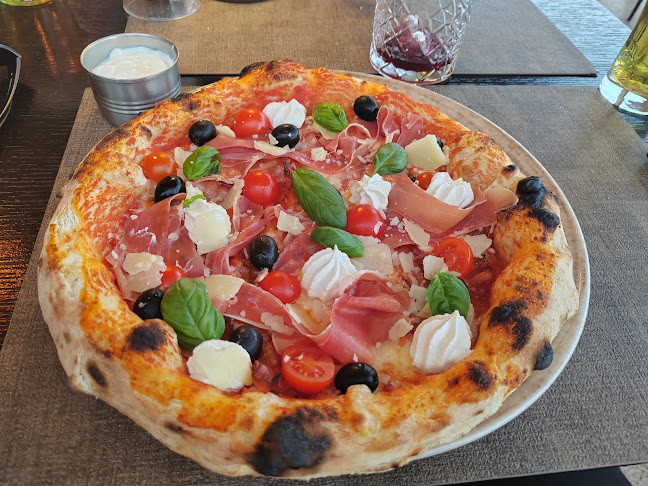 Restoran pizzeria Amfora Trogir - Trogir