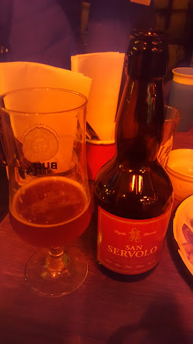 Submarine Burger Frankopanska - Gastronomija i ugostiteljstvo