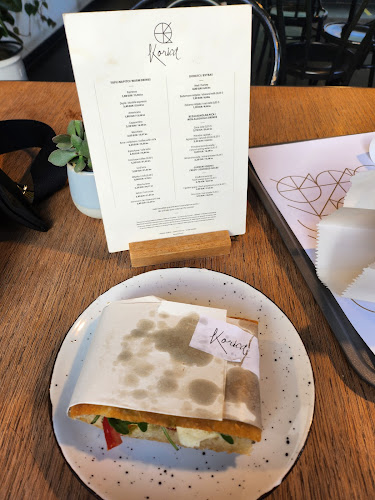 Korica - Gastronomija i ugostiteljstvo