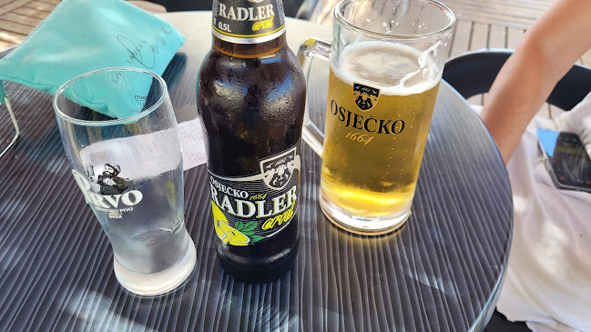 Beach Bar Babe - Gastronomija i ugostiteljstvo