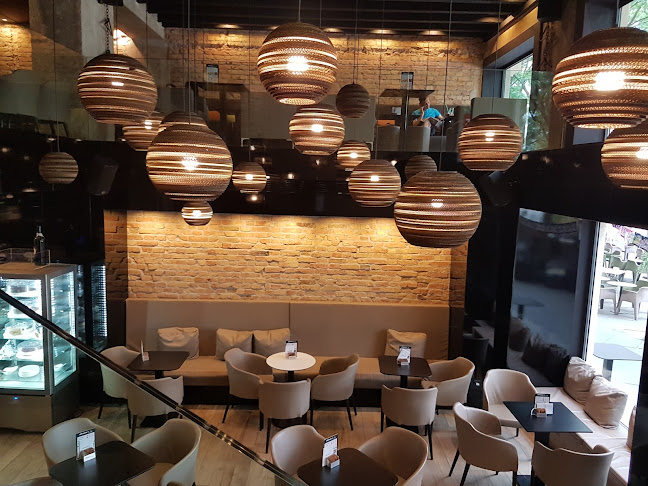 Alfresco bar - Gastronomija i ugostiteljstvo