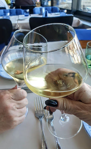 Comentarii opinii despre Bistro Yacht club