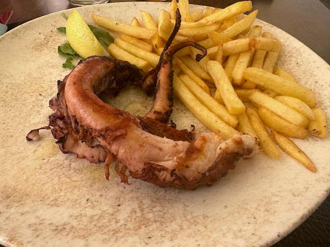 Peškarija - Gastronomija i ugostiteljstvo