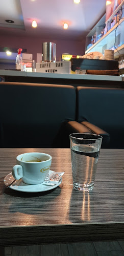 Opinii despre Caffe Bar Kum în Slavonski Brod - Gastronomija i ugostiteljstvo