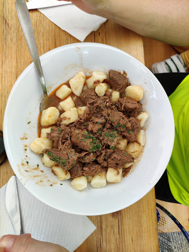 Mali Dom Platak - Gastronomija i ugostiteljstvo