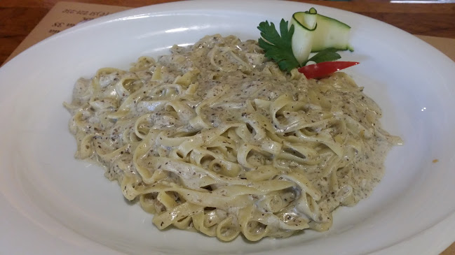 Konoba Galija - Gastronomija i ugostiteljstvo