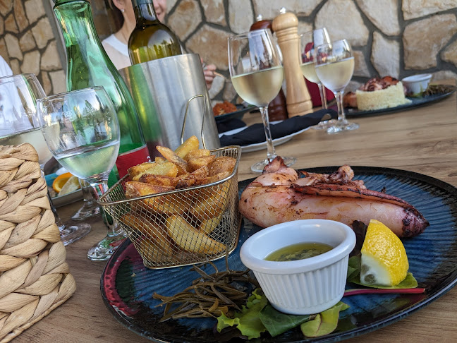 Opinii despre Bistro Macao & Catering în Šilo - Gastronomija i ugostiteljstvo