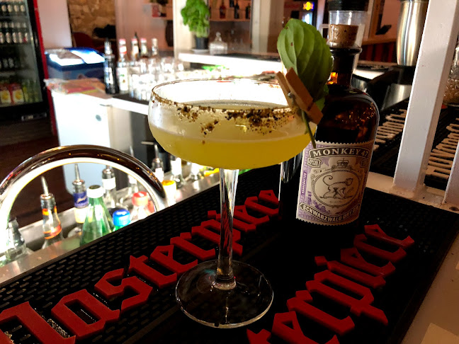 Comentarii opinii despre Macumba Beach Club & Grill