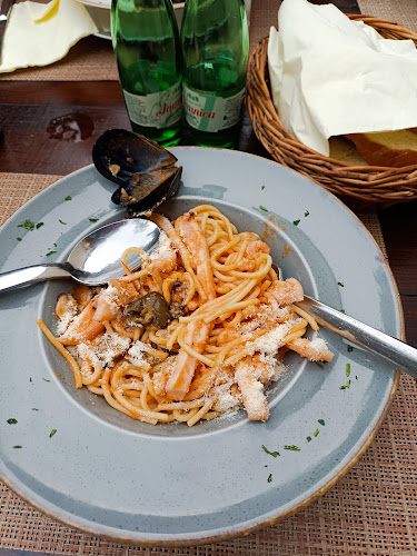 Ul. kraljice Jelene 23, 23211, Pakoštane