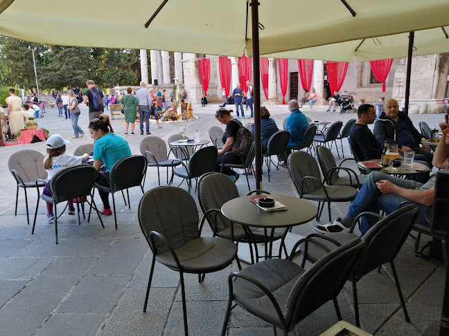 Forum 2, 52100, Pula