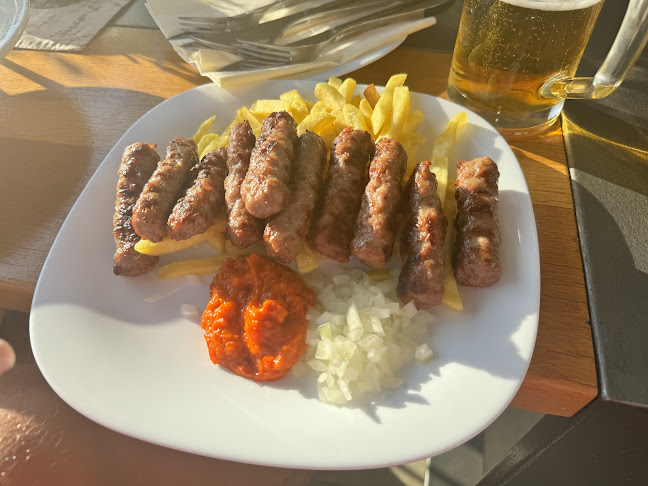Opinii despre Konoba Okruk (Bistro Renata) în Okrug Gornji - Gastronomija i ugostiteljstvo