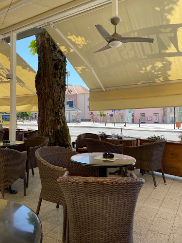 Trg bana Josipa Jelačića 2, 34550, Pakrac