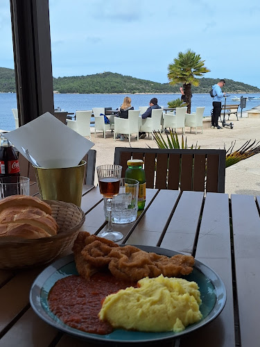 Comentarii opinii despre Lambik Bar & Bistro