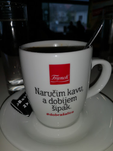 Village Bar - Velika Mlaka