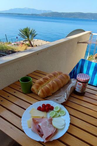 Opinii despre Živogošće-Porat în Živogošće - Gastronomija i ugostiteljstvo