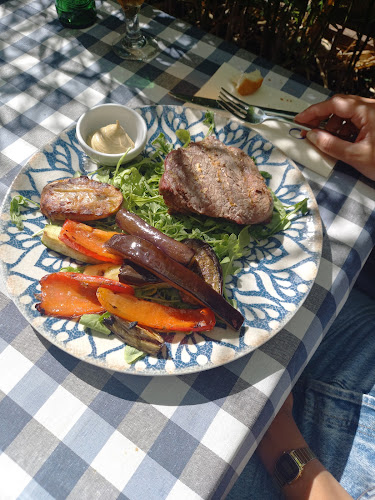 Konoba Boccaporta - Gastronomija i ugostiteljstvo