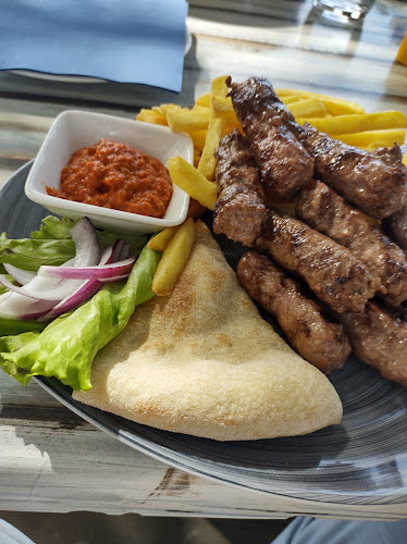 Opinii despre Shark restaurant and bar în Novigrad - Gastronomija i ugostiteljstvo