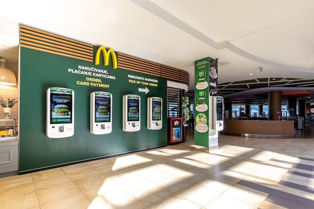 Ul. Josipa Jovića 93, 21000, Split