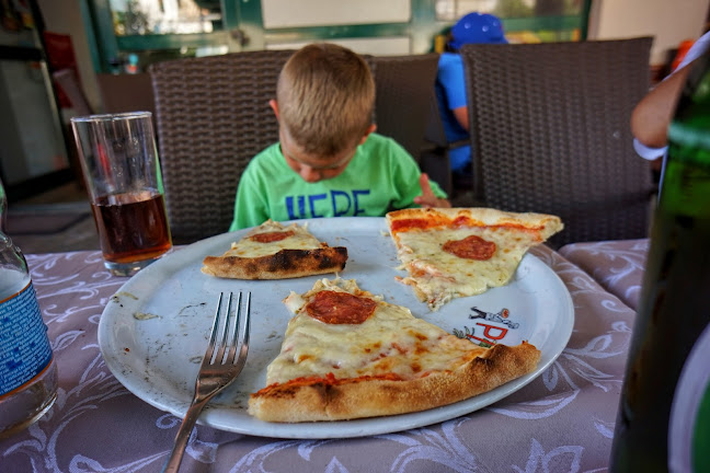 ZORA DEH PIZZERIA RESTAURANT - Gastronomija i ugostiteljstvo