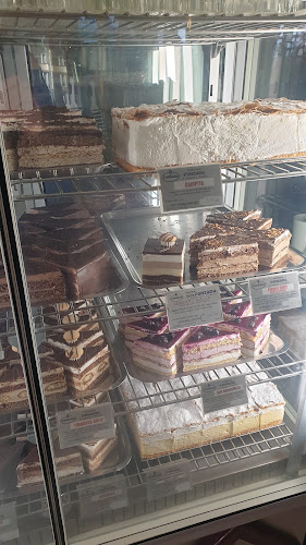 Fontana - Gastronomija i ugostiteljstvo