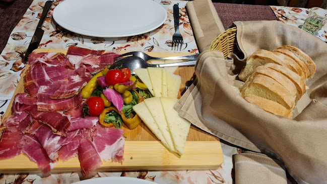 Kremenje 99, 52460, Momjan