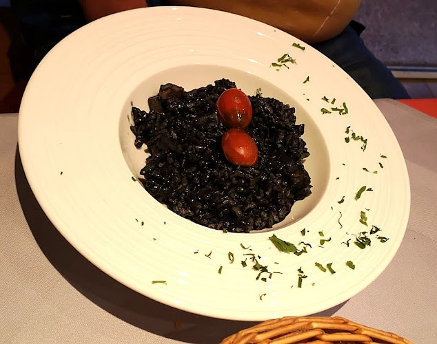 Konoba Pizzeria Nana