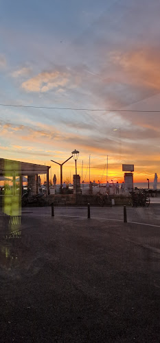 Comentarii opinii despre Ambient Bar - Drinks & Snack