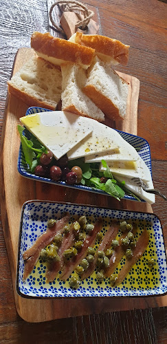 Konoba Kamenjak - Gastronomija i ugostiteljstvo