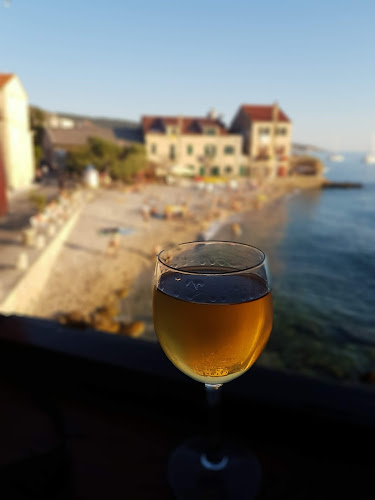 Plaza Lucica - Komiža