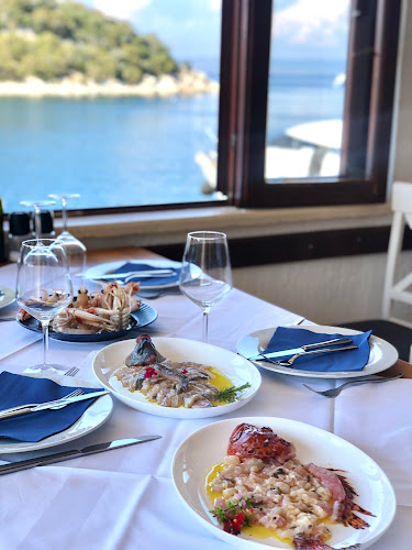 Triton Restaurant - Lastovo