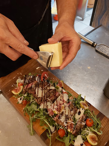 Ul. don Mihovila Pavlinovića 11, 21300, Makarska