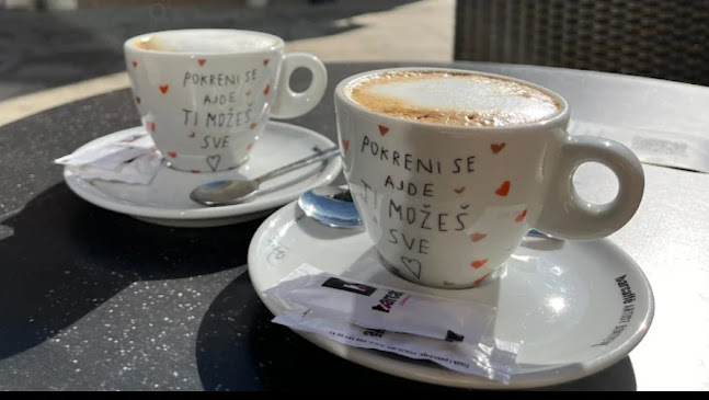 Opinii despre Slastičarnica - Caffe bar Kalipso în Pazin - Gastronomija i ugostiteljstvo