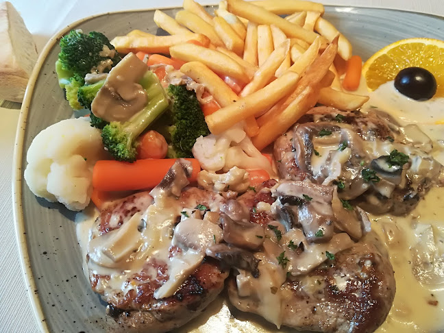 Restaurant & Caffe „Velum“ - Rab