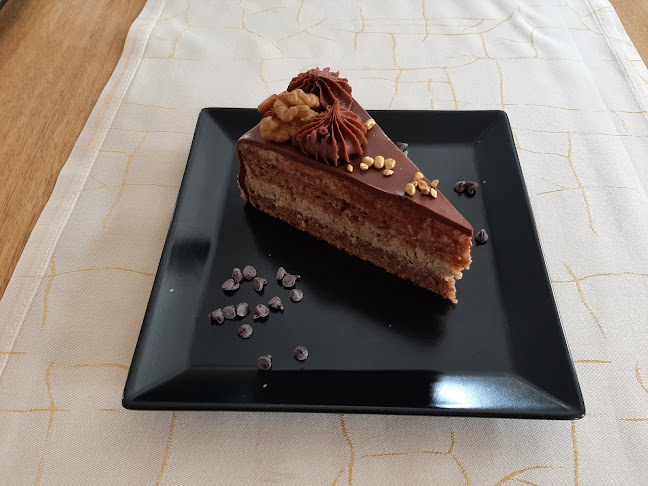 Bernarda pizza pasta burger - Gastronomija i ugostiteljstvo