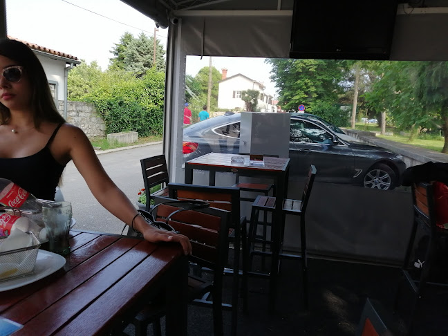 Fast Food Torelli - Gastronomija i ugostiteljstvo