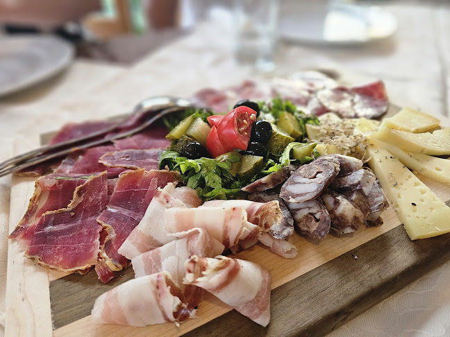 Agroturizam Radešić - Gastronomija i ugostiteljstvo