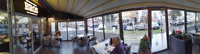 Comentarii opinii despre Caffe bar & Pizzeria Bros