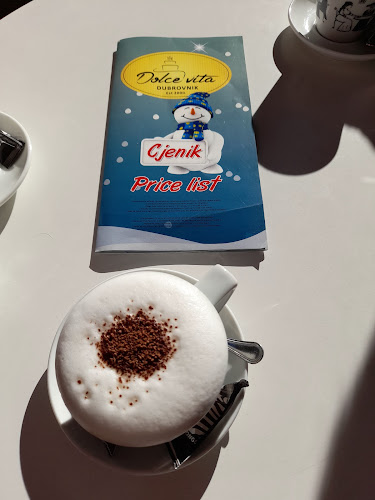 Comentarii opinii despre Dolce Vita