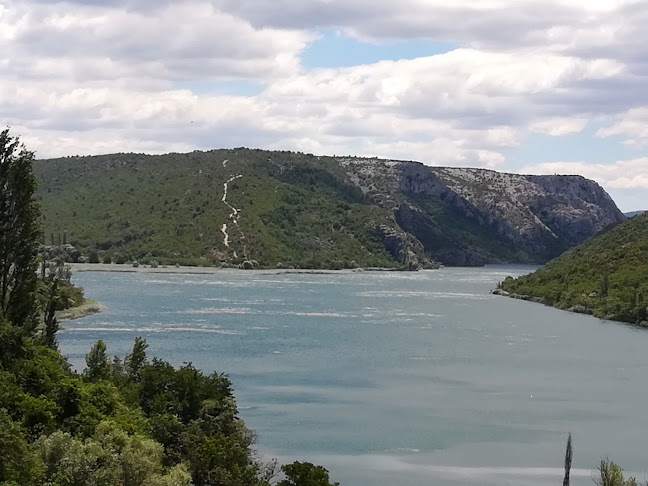 Šetnica Roški Slap - Visovac 1, 22324, Rupe