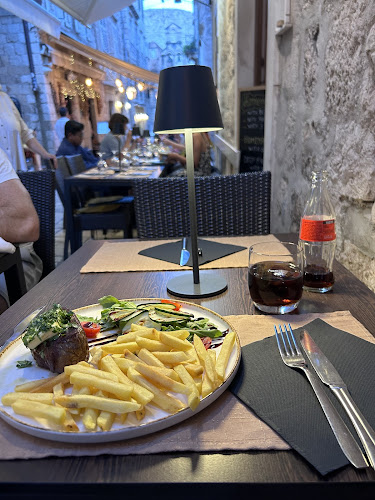 Konoba Sebastian - Gastronomija i ugostiteljstvo