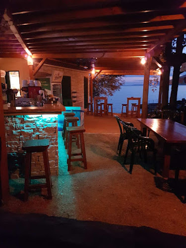 Comentarii opinii despre Žal Beach Bar & Kitchen