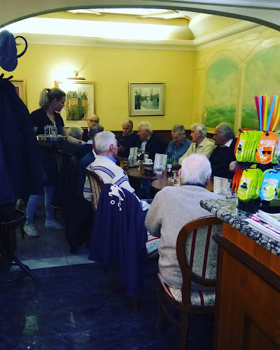 Caffe bar Korzo - Gastronomija i ugostiteljstvo