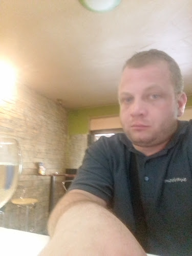 Opinii despre Onaj Novi în Duga Resa - Gastronomija i ugostiteljstvo