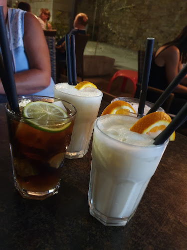 Caffe Bar ARA - Gastronomija i ugostiteljstvo