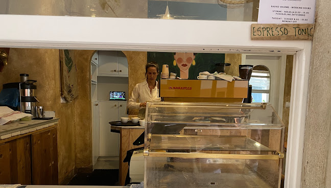 Comentarii opinii despre Augusto Coffee Shop